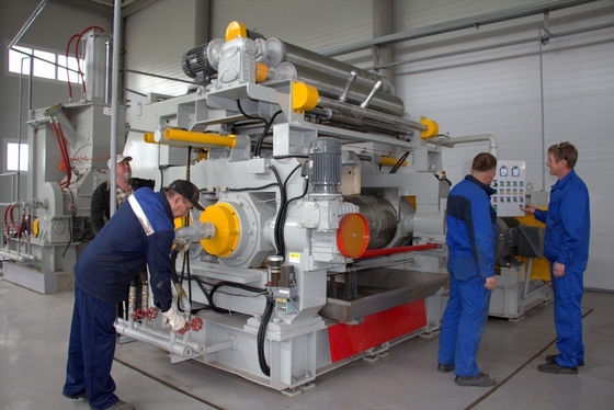Mua Máy trộn cao su tự động mở 15kw Máy ​​nghiền hai cuộn cho hợp chất cao su online manufacture