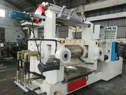 Giá tốt XK-450 Máy xay trộn cao su 55kw với điều chỉnh màn hình kỹ thuật số và phanh khẩn cấp trực tuyến