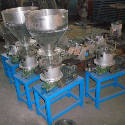 Mua ISO9001 Máy chế tạo lốp xe máy lốp xe máy tự động Máy phun bột lốp xe xanh online manufacture