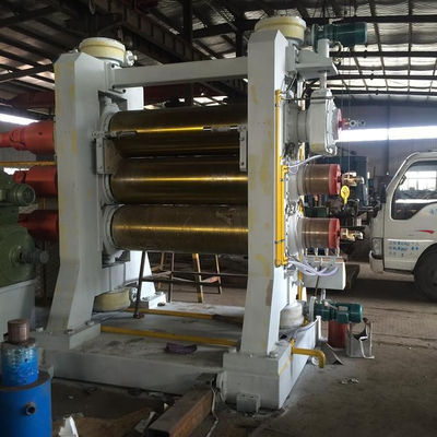 Giá tốt 200℃ Nhiệt độ tối đa 3 Máy cán lịch cuộn 0-20m / phút Tốc độ con lăn trực tuyến