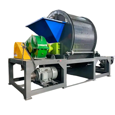 Máy cắt lốp xe tải có thể xử lý 5 tấn lốp xe mỗi giờ