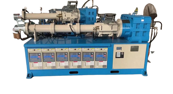 PLC tự động kiểm soát nhiệt độ lạnh Feed Silicone Extruder / cao su Extruder cho có thể sản xuất dải silicone Wipers cao su