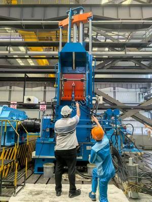 Giá tốt Máy trộn Banbury 80 lít với động cơ 110KW và tốc độ trộn 40 vòng/phút để xử lý cao su hiệu quả trực tuyến