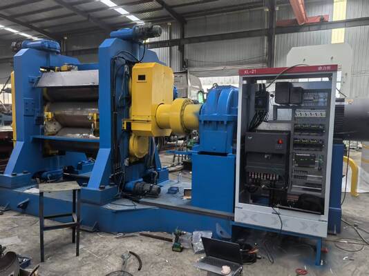 Giá tốt Automatic PLC High-quality 3-roll Rubber Calenders Are Used In Motorcycle Tyre Tread Production Lines. trực tuyến